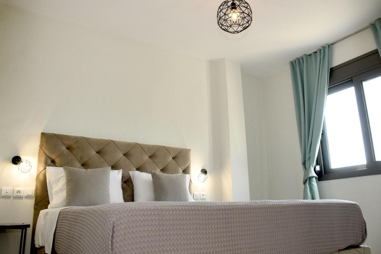 Theano Luxury Suites Nikiti מראה חיצוני תמונה