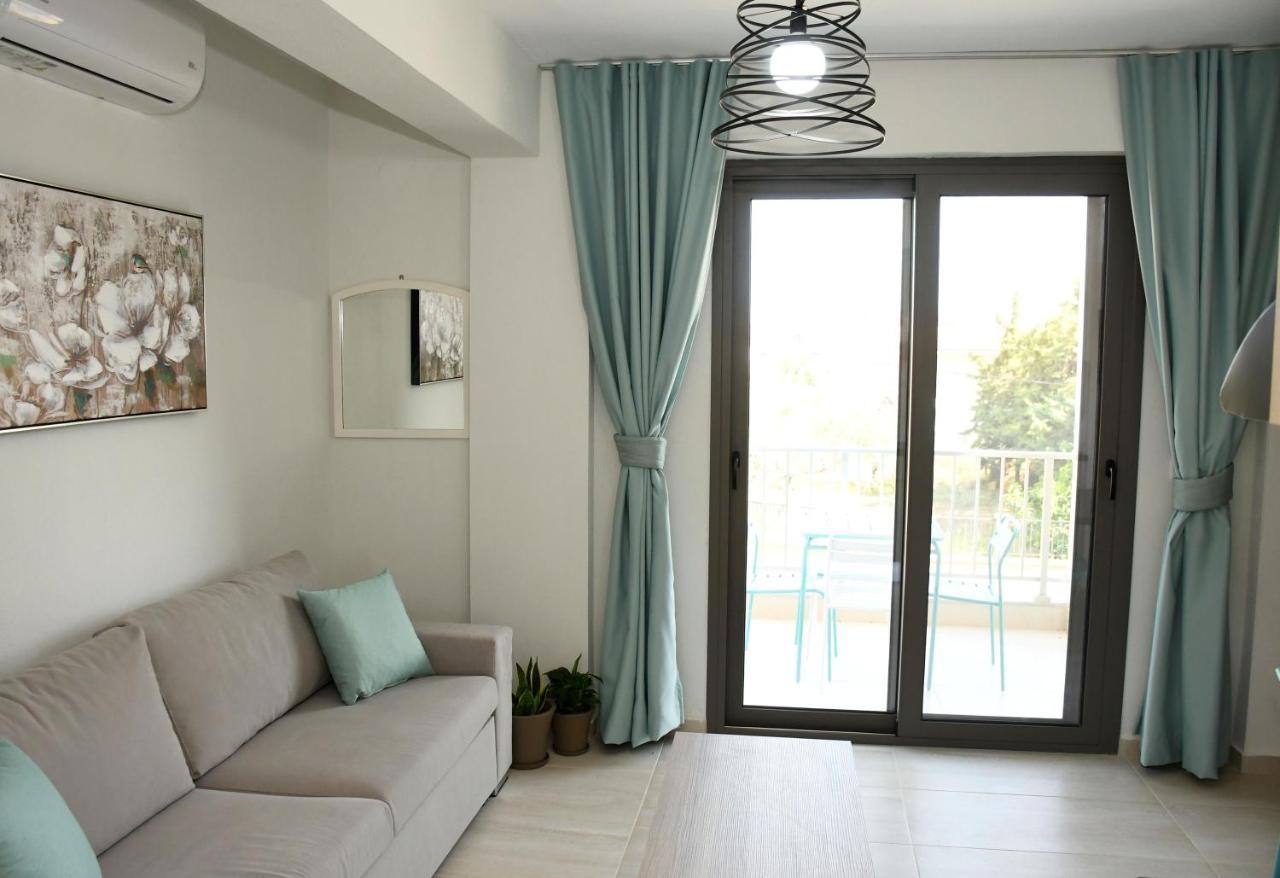 Theano Luxury Suites Nikiti מראה חיצוני תמונה