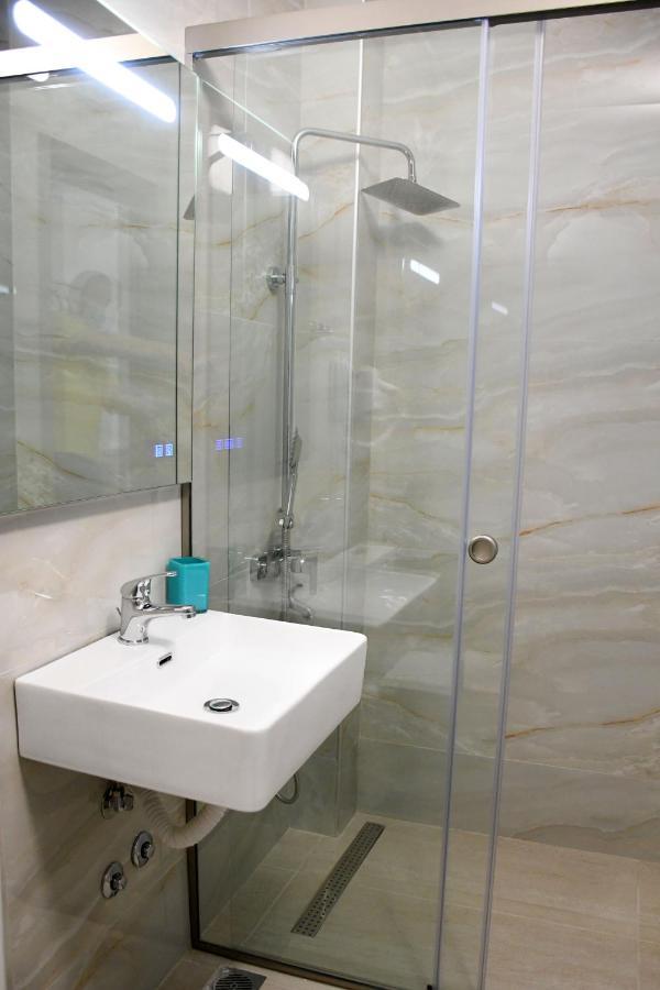 Theano Luxury Suites Nikiti מראה חיצוני תמונה