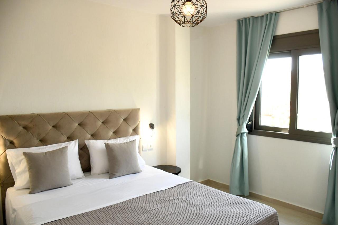 Theano Luxury Suites Nikiti מראה חיצוני תמונה