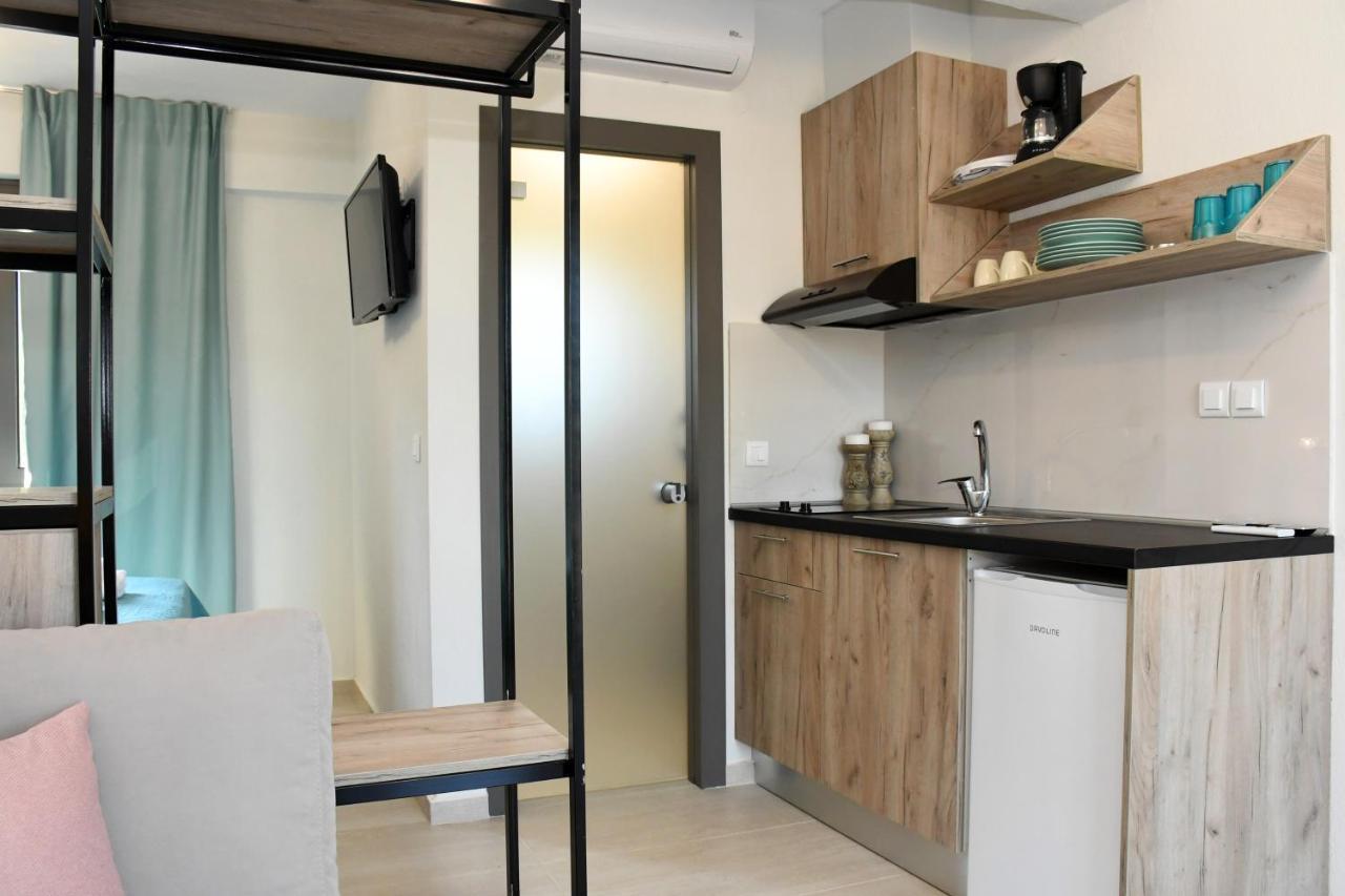 Theano Luxury Suites Nikiti מראה חיצוני תמונה